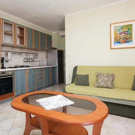 Two-bedroom In Zatoglav