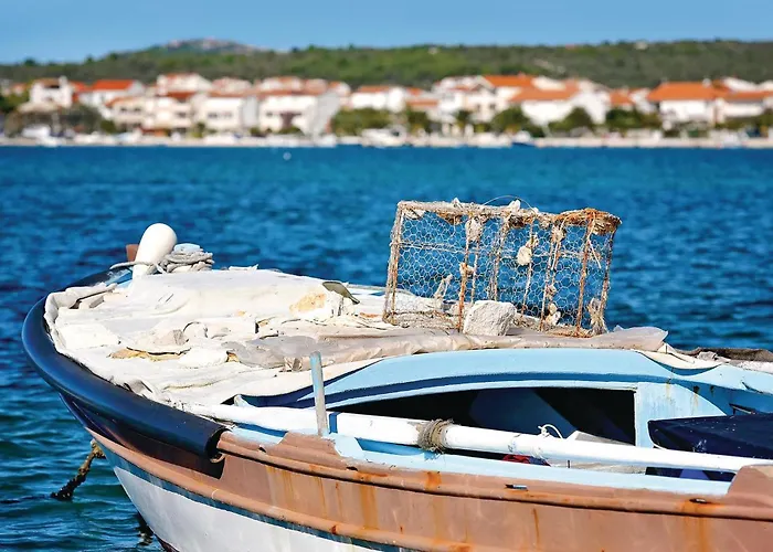 Apartment Two-bedroom In Zatoglav *